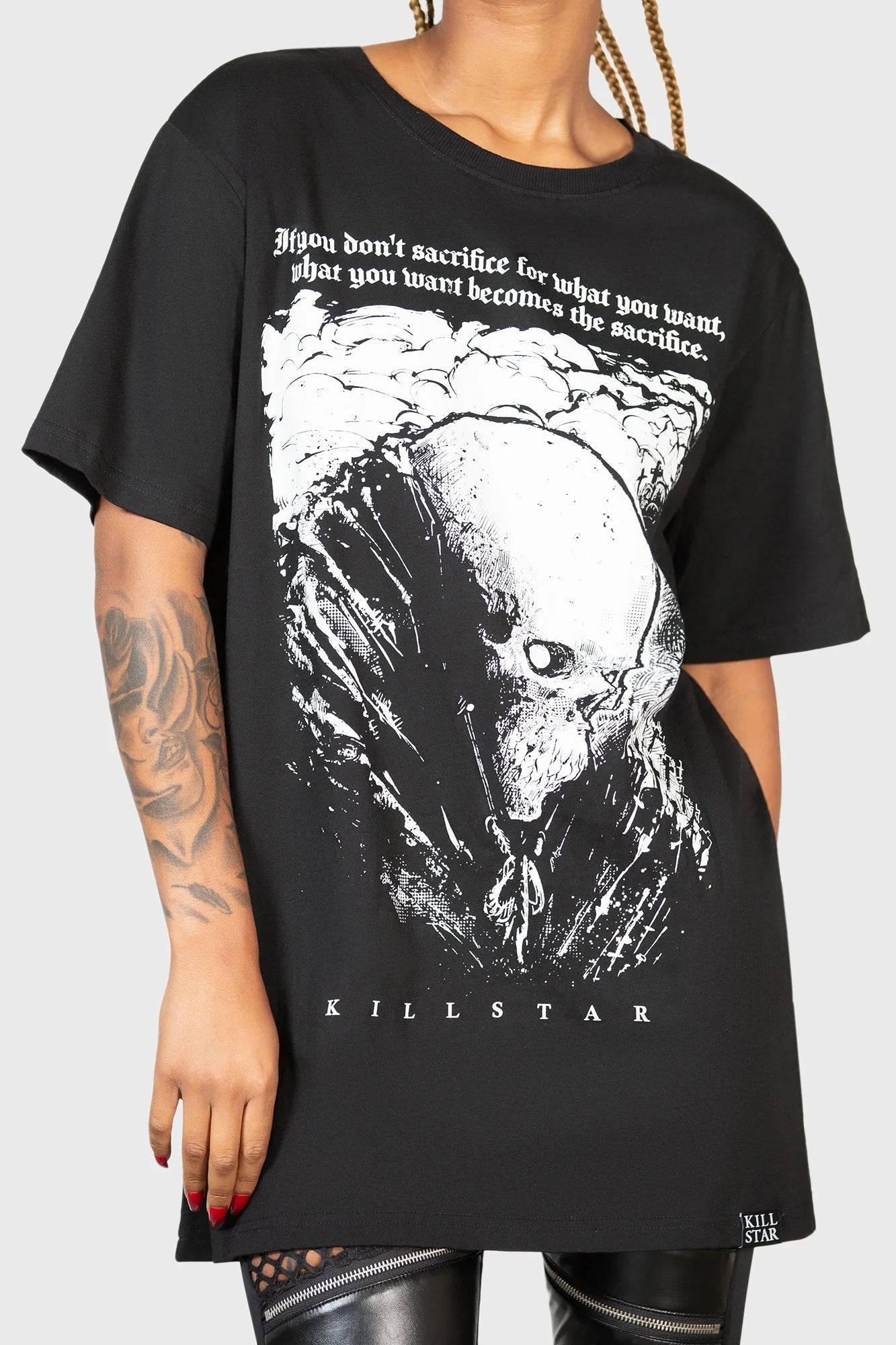 Schwarzes Killstar Shirt mit Totenkopf Print
