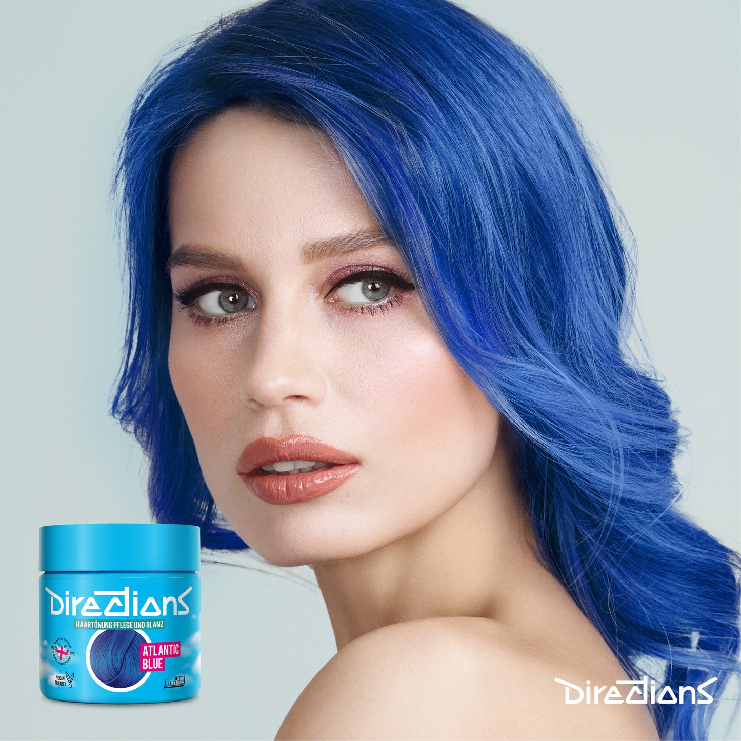semi-permanente Haartönung ATLANTIC BLUE in dem Farbton Blau von Directions