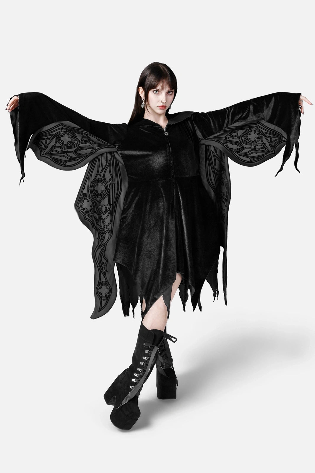 Schwarzer Mantel OBSIDIAN MOTH HOOD mit Mottenflügeln unter den Armen von Restyle