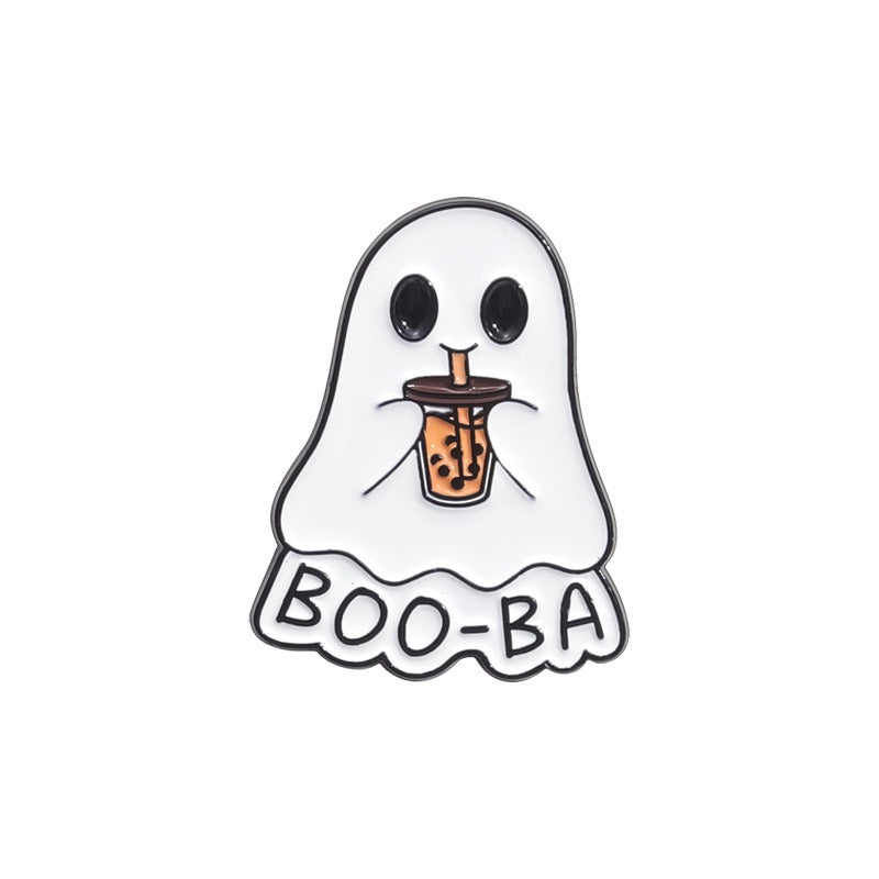 Kleiner Emaille-Anstecker BOO-BA ENAMEL PIN mit Gespenst, welches Boba Tee trinkt von Moon Attic