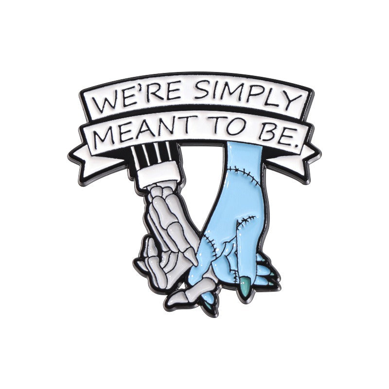 Kleiner Emaille-Anstecker MEANT TO BE ENAMEL PIN von Moon Attic