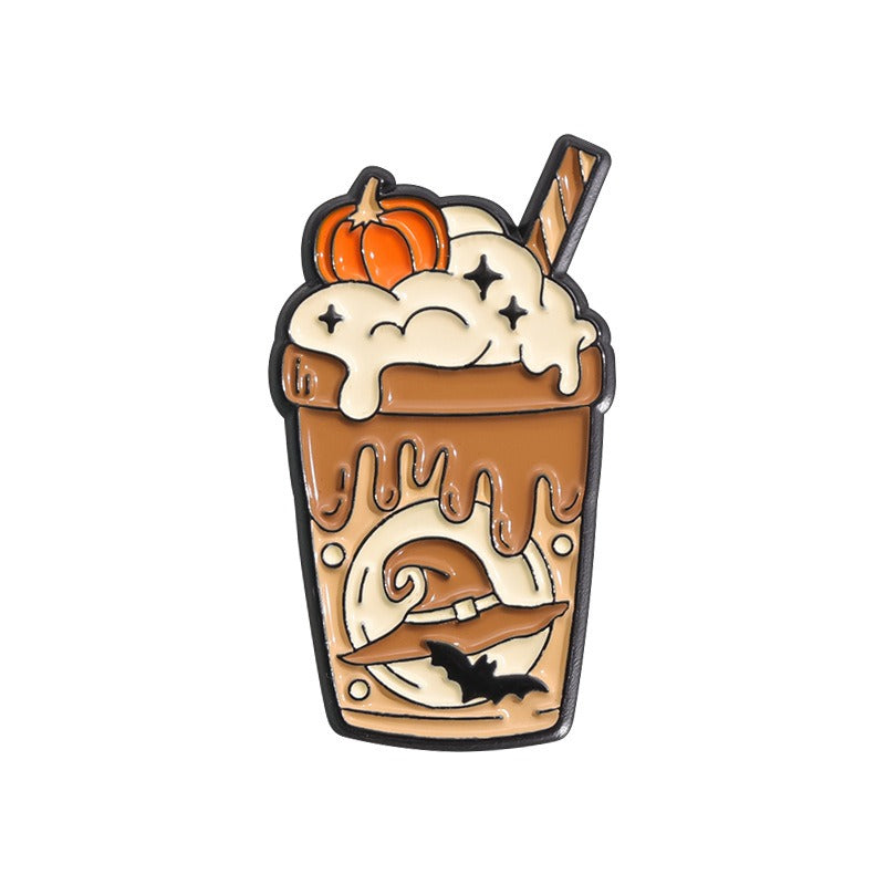 Kleiner Emaille-Anstecker WITCHES LATTE ENAMEL PIN von Moon Attic