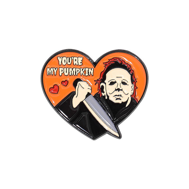 Kleiner Emaille-Anstecker HALLOWEEN HEART ENAMEL PIN von Moon Attic