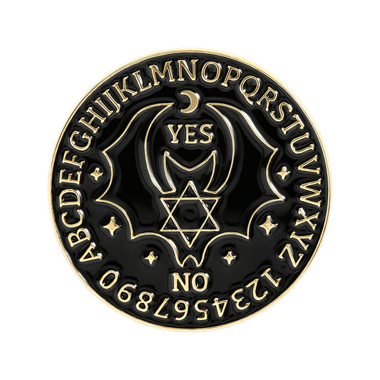 Kleiner Emaille-Anstecker OUIJA BAT ENAMEL PIN von Moon Attic