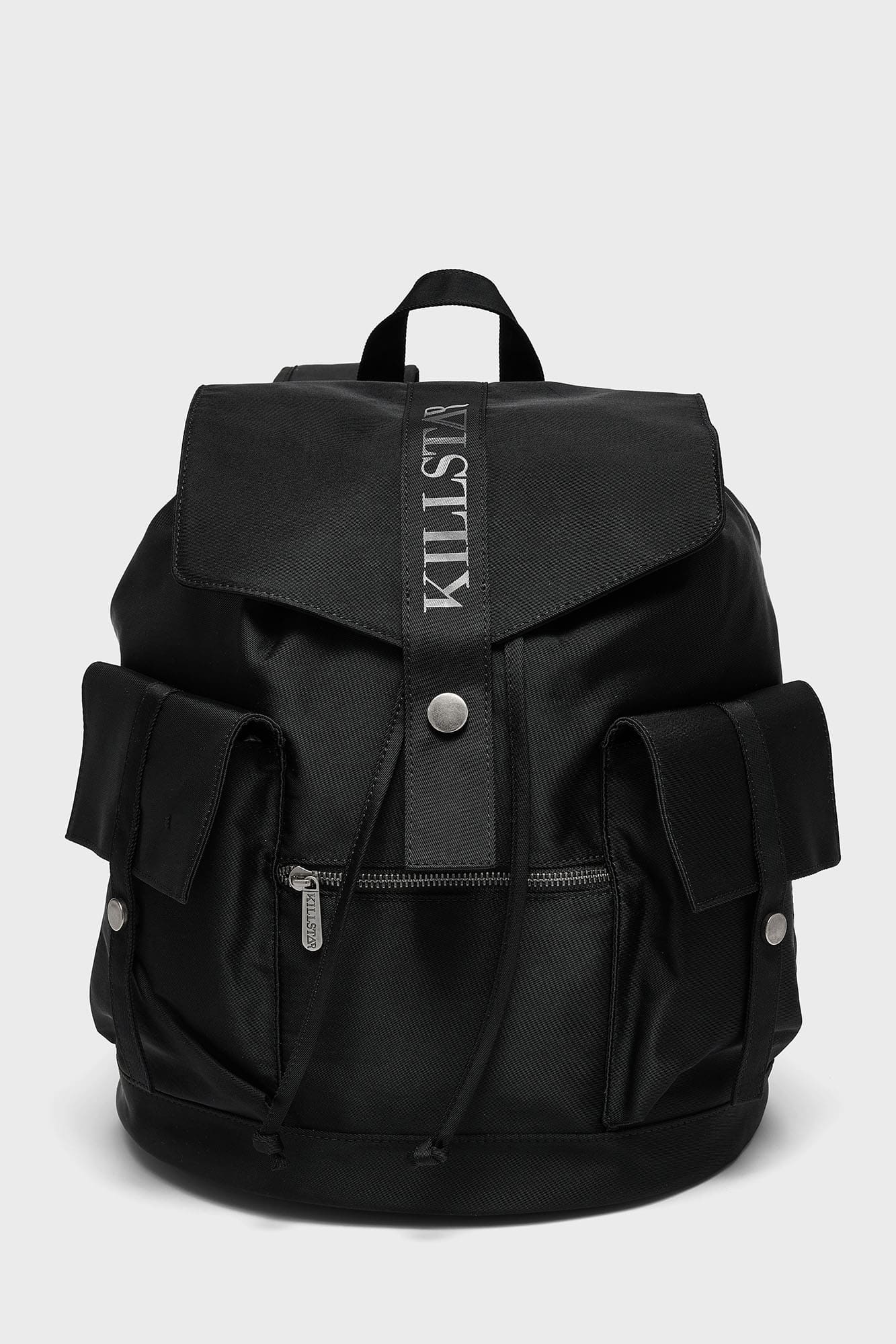 Schwarzer, schlichter Rucksack SHADOW STEALER BACKPACK mit vielen Innen- und Außentaschen von Killstar