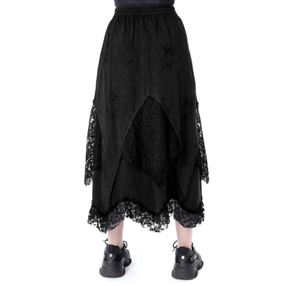 Langer, geschichteter Rock SOLEA SKIRT Black mit Stickelementen und Spitzenstoffeinsätzen von Innocent