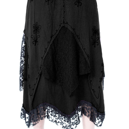 Langer, geschichteter Rock SOLEA SKIRT Black mit Stickelementen und Spitzenstoffeinsätzen von Innocent