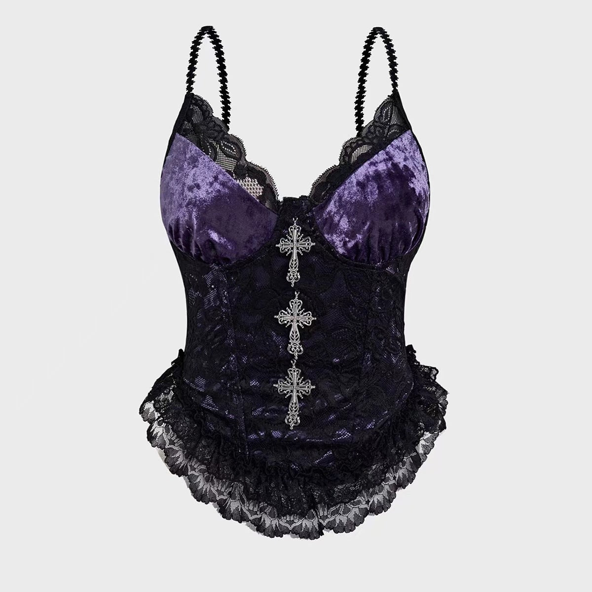 Lilafarbenes Samttop Velvet Purple Cross Top mit drei Kreuzanhängern von Moon Attic