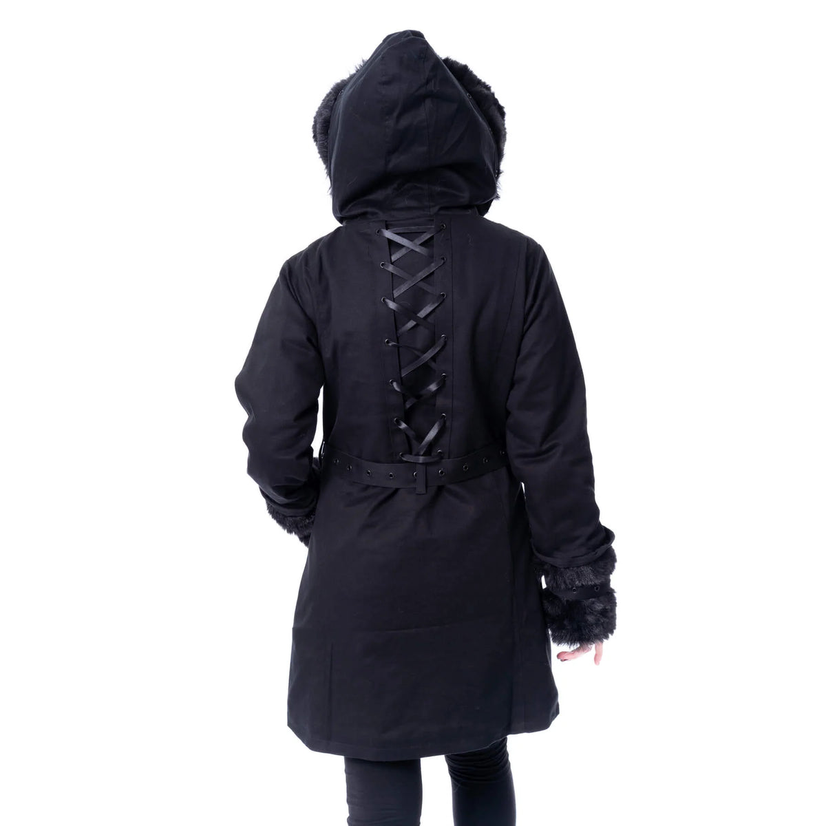 Lange schwarze Jacke VESPERIS JACKET mit veganem Fellbesatz und Schnürrung am Rücken von Poizen Industries