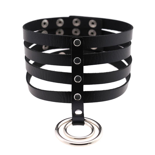 Wide choker with a centrally placed ring