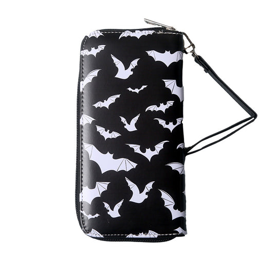 Großes, schwarzes Portemonnaie MANY BATS WALLET mit Allover-Fledermausprint von Moon Attic