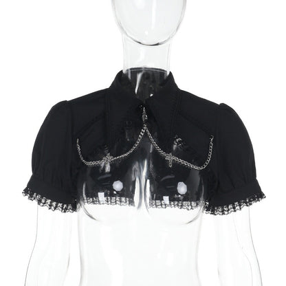 Schwarzer Bolero The Shy Girl Bolero mit Zierketten und Kreuzanhängern an der Vorderseite von Moon Attic