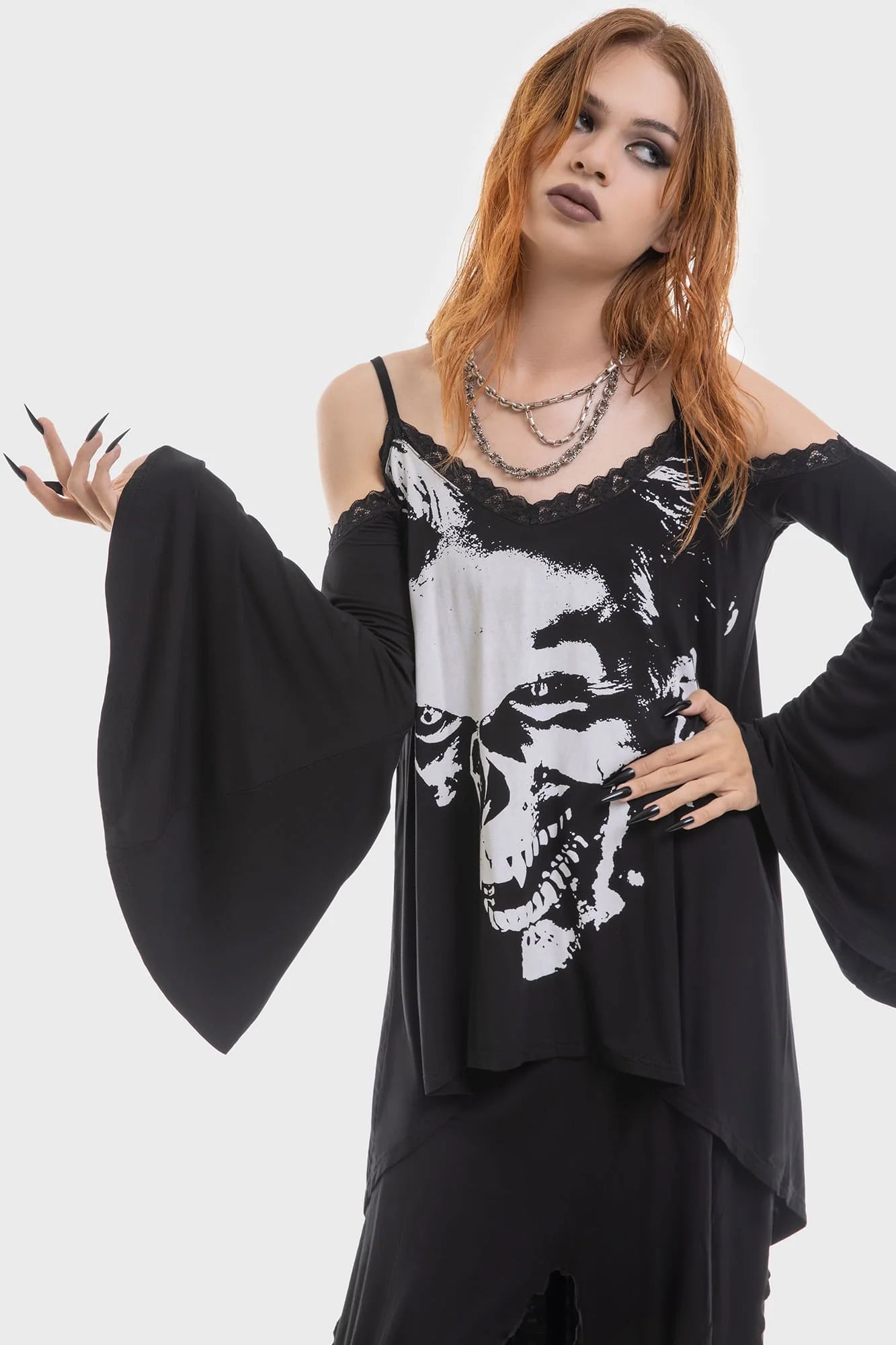 Schwarzes Off-Shoulder-Oberteil YOU MUST FEED TUNIC TOP mit weißem Totenkopfprint und weiten Ärmeln von Killstar