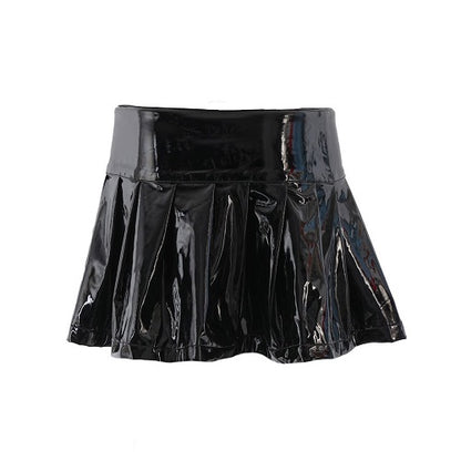 Schwarzer PVC Lack Buckle Mini Skirt in Lackoptik mit Schnallen an der Seite