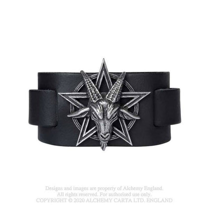 Breites, doppeltes schwarzes Lederarmband Baphomet Leather Wriststrap mit einem antiken Zinnabguss eines 3D-modellierten Ziegenkopfes über einem großen Pentagramm von Alchemy