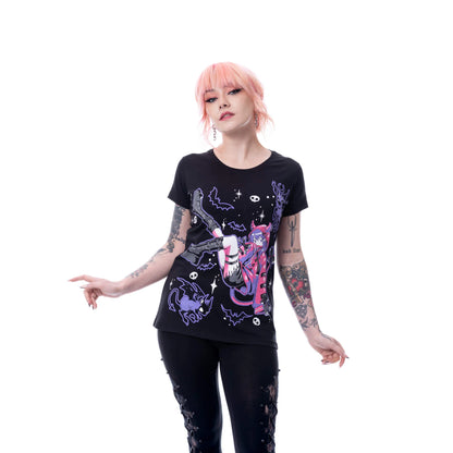 Schwarz-lilafarbenes Oberteil BAT BRAT T SHIRT mit detailliertem Print von Cupcake Cult
