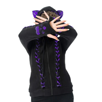 Schwarze Sweatshirtjacke BBK CALICO HOOD mit lilafarbenen Details und Katzenohren auf Kapuze von Bye Bye Kitty