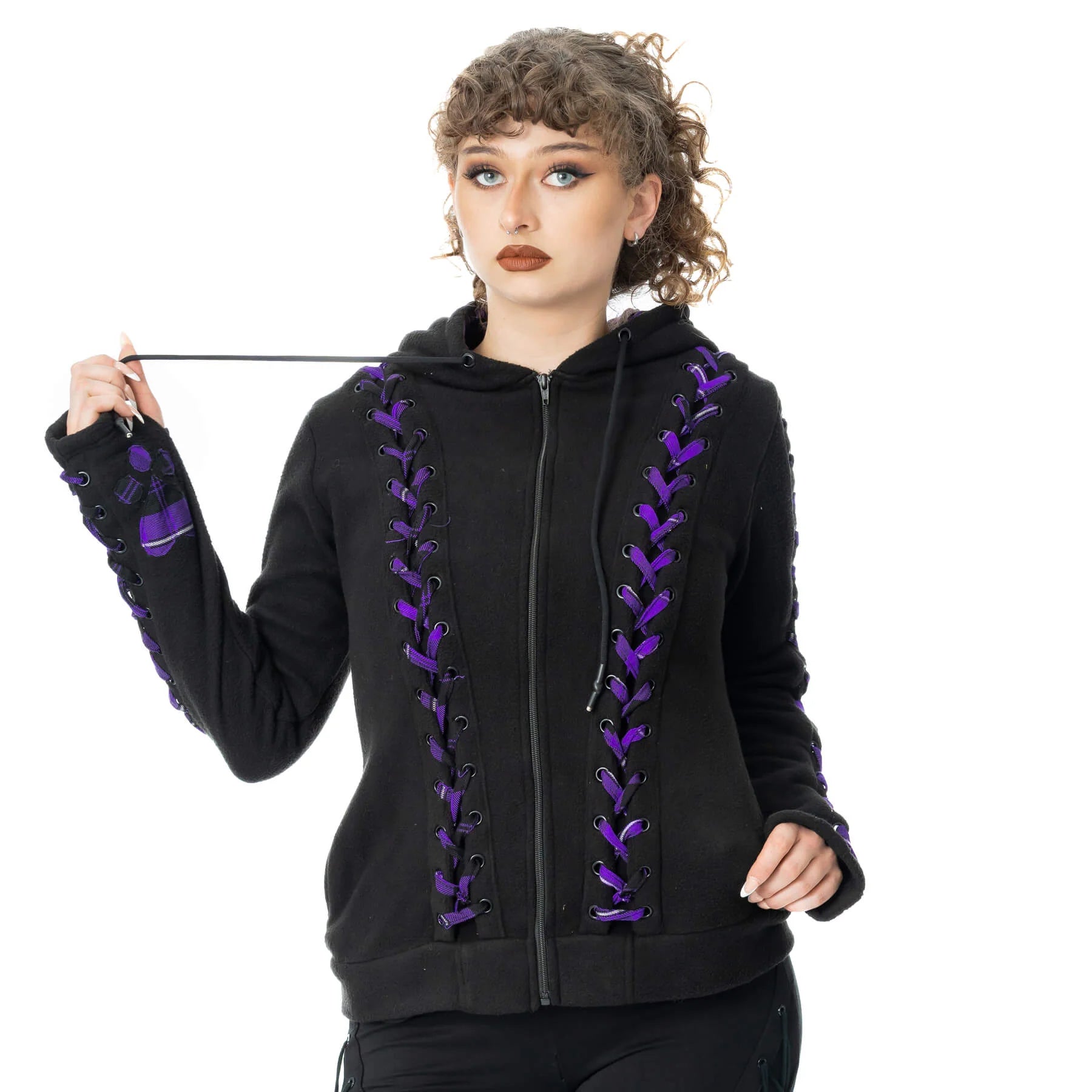 Schwarze Sweatshirtjacke BBK CALICO HOOD mit lilafarbenen Details und Katzenohren auf Kapuze von Bye Bye Kitty