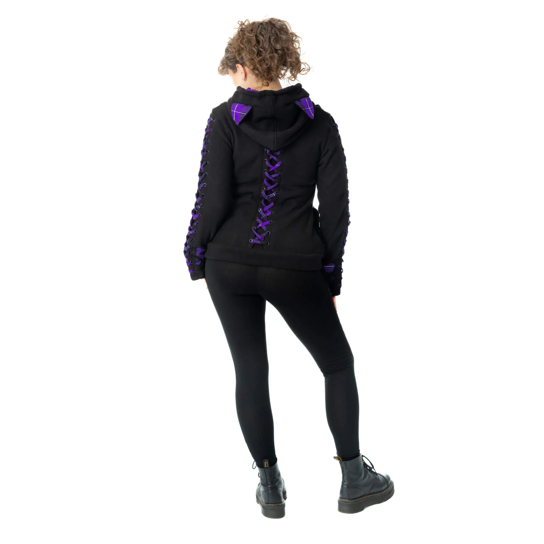 Schwarze Sweatshirtjacke BBK CALICO HOOD mit lilafarbenen Details und Katzenohren auf Kapuze von Bye Bye Kitty