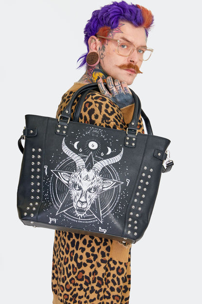 Schwarze, große Handtasche Demon Goat Shopper mit weißem Baphomet-Print und Nieten von Jawbreaker