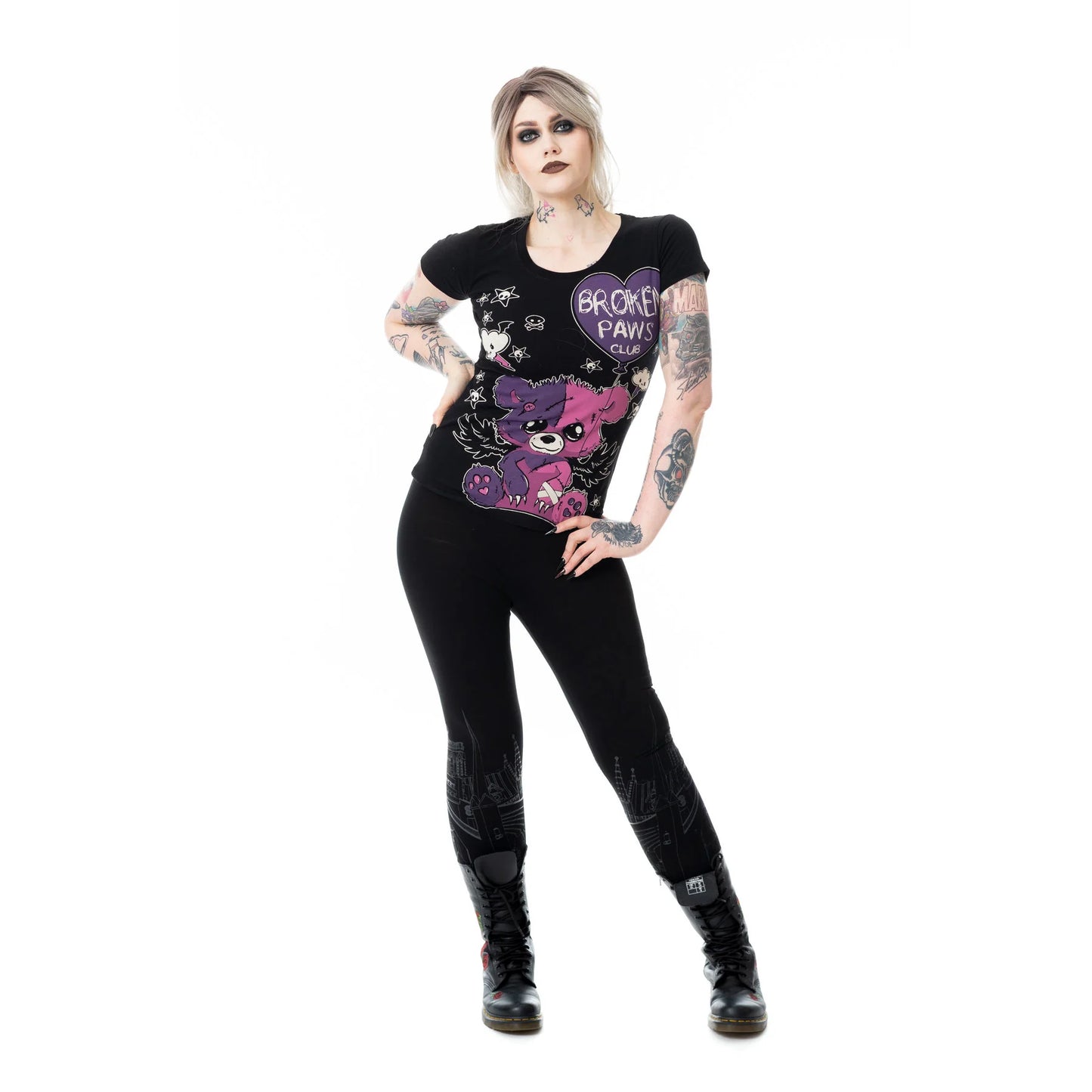 Schwarzes Oberteil BROKEN PAWS CLUB T SHIRT mit niedlichem Bärenprint von Cupcake Cult