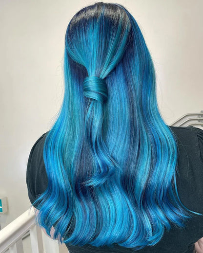 Inspirationsfoto CAPRI BLUE Haartönung Crazy Color