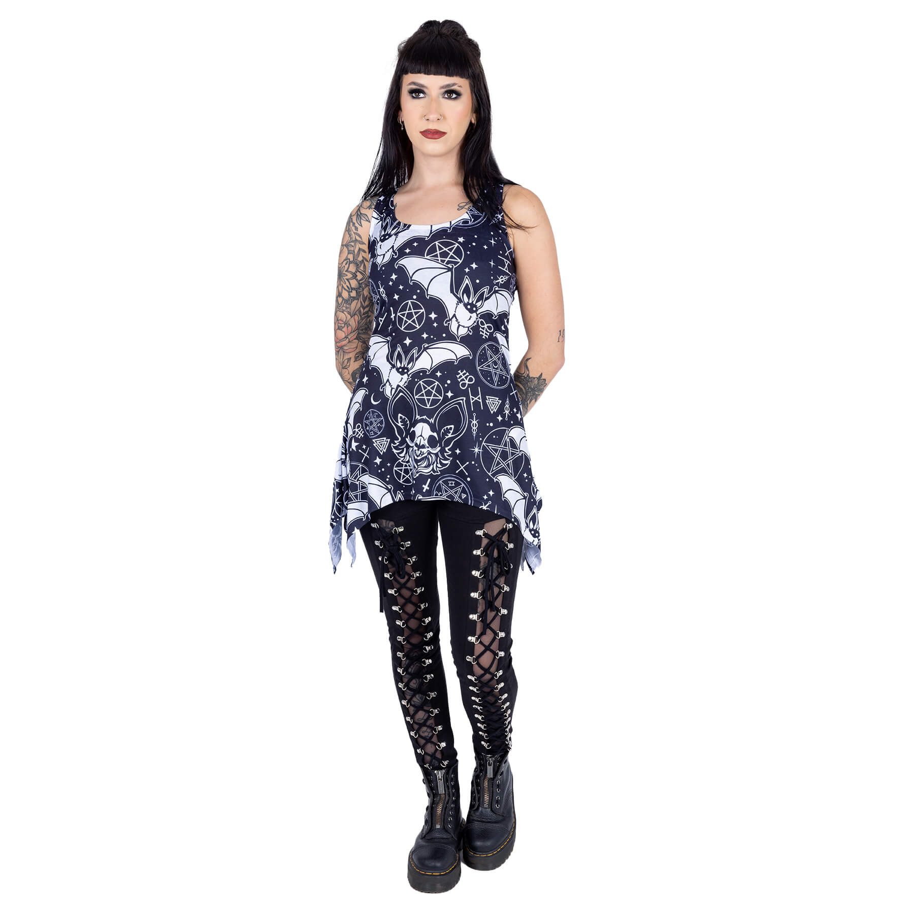 CONJURE LACE PANEL VEST mit Fledermaus- und Pentagramprint von Heartless