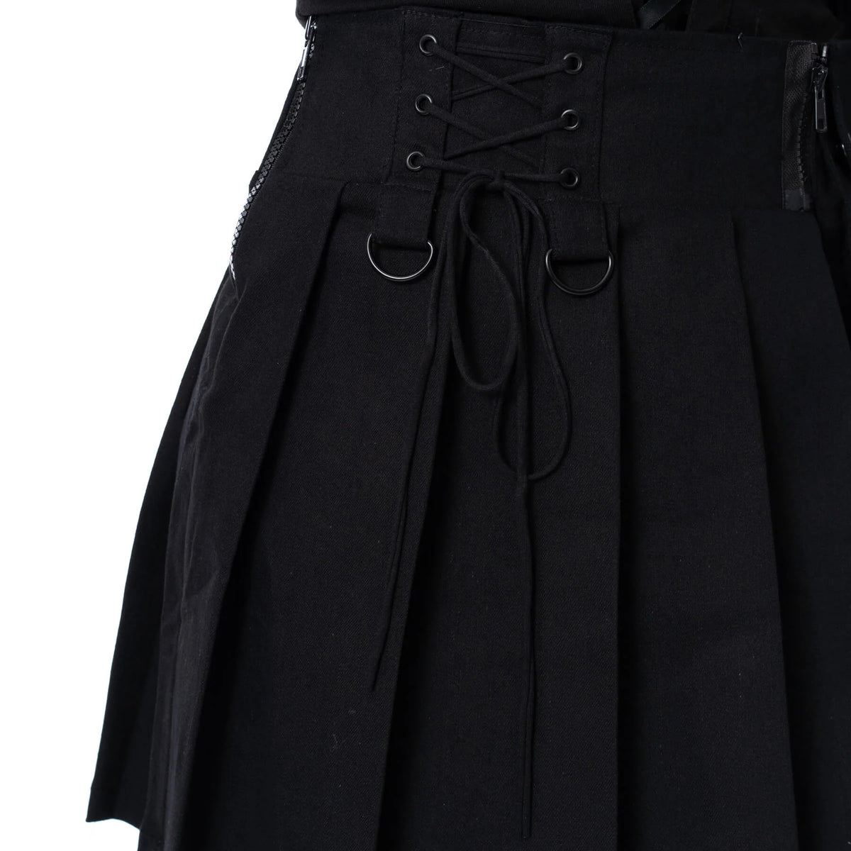 Schwarzer, schlichter Rock DESDEMONIA SKIRT mit Zierschnürung und Seitentasche von Chemical Black
