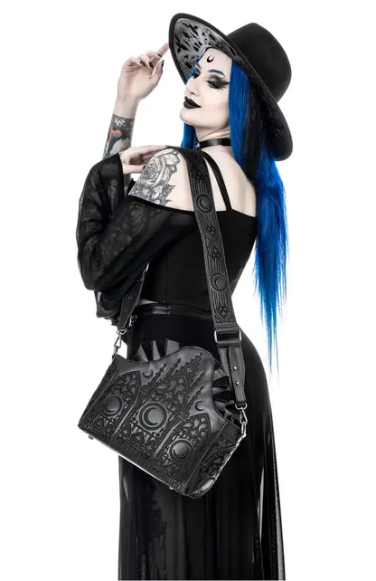 Schwarze Tasche Dark Altar Shoulder Bag mit Kathedralendesign von Restyle