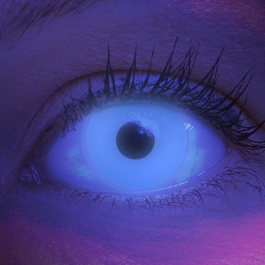 Blau-leuchtende Kontaktlinse UV Glow Blue von MeralenS