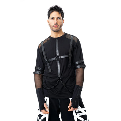 Schwarzes Oberteil HARLAND TOP mit Meshelementen und Kunstlederbändern von Heartless