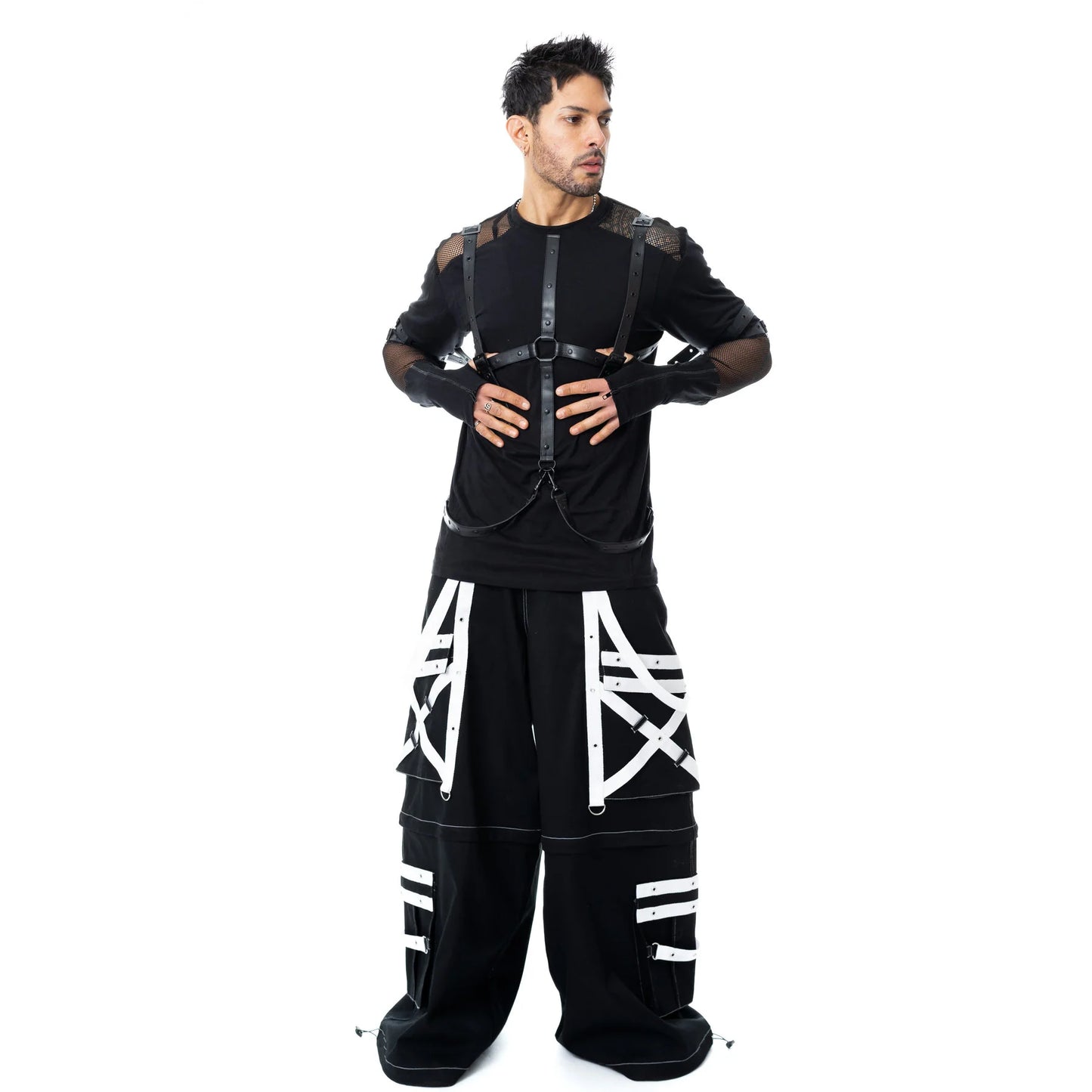 Schwarzes Oberteil HARLAND TOP mit Meshelementen und Kunstlederbändern von Heartless