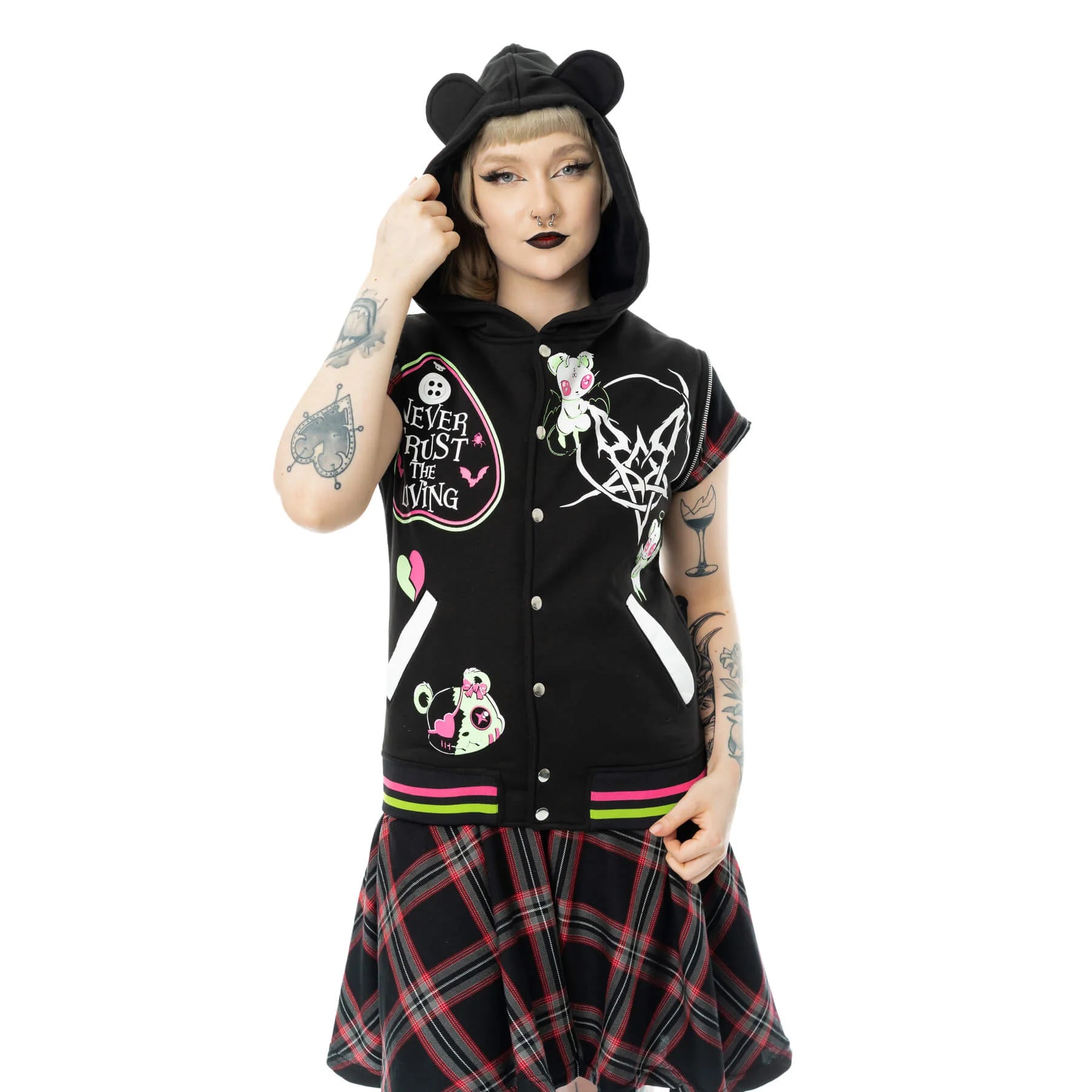 Schwarze Collegejacke HEX BEAR VARSITY JACKET mit Teddy-Print in pink-grünem Design von Heartless