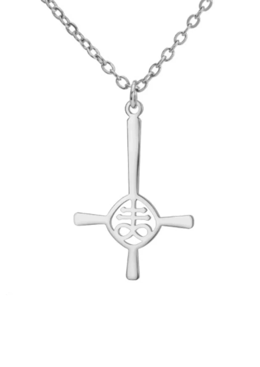 Silberne LEVIATHAN CROSS Kette in Kreuzform mit Leviathan Symbol von Easure
