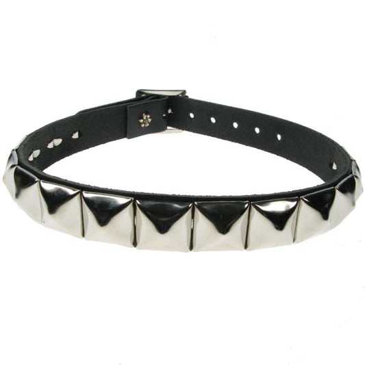 Choker 1 row pyramid rivets