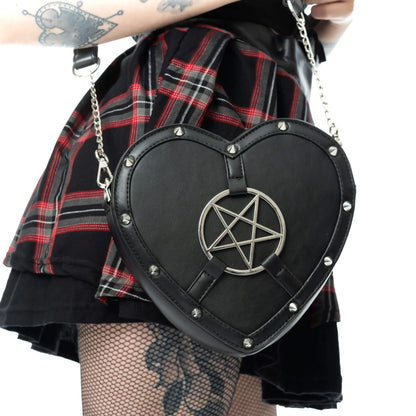 Schwarze, herzförmige Umhängetasche PENTAHAUNT LOVE BAG mit Pentagram von Poizen Industries