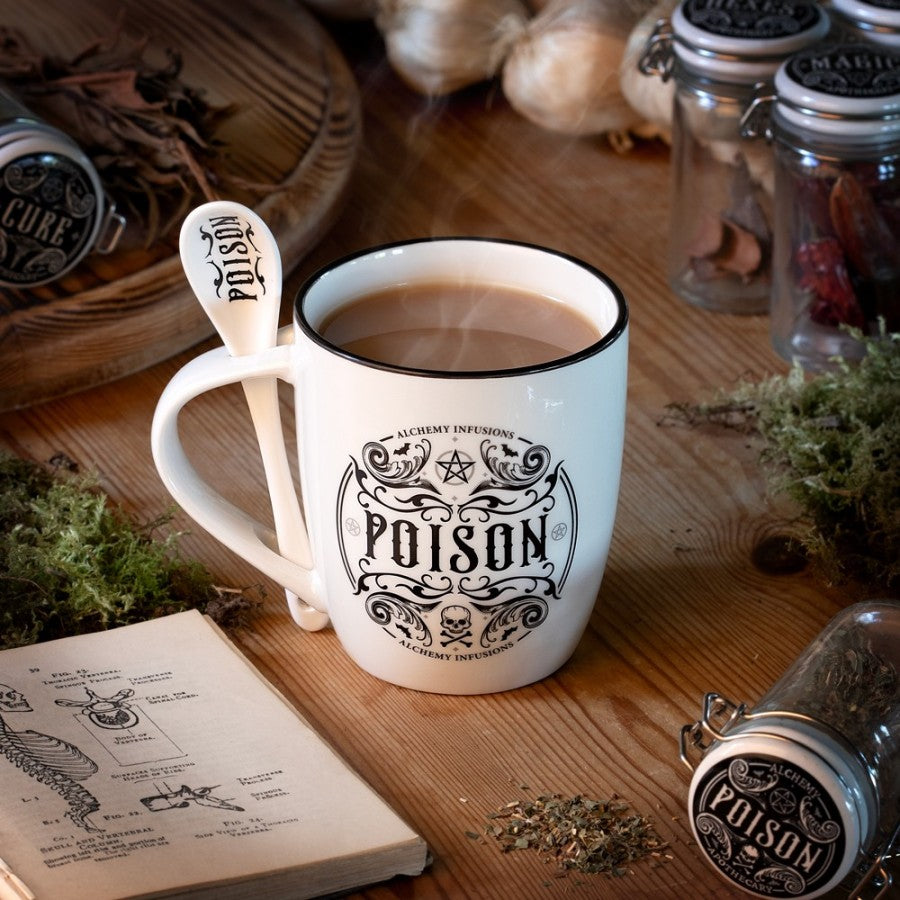 Weiße Tasse Poison Mug &amp; Spoon Set mit schwarzem okkultem Design sowie Löffel im Henkel von Alchemy