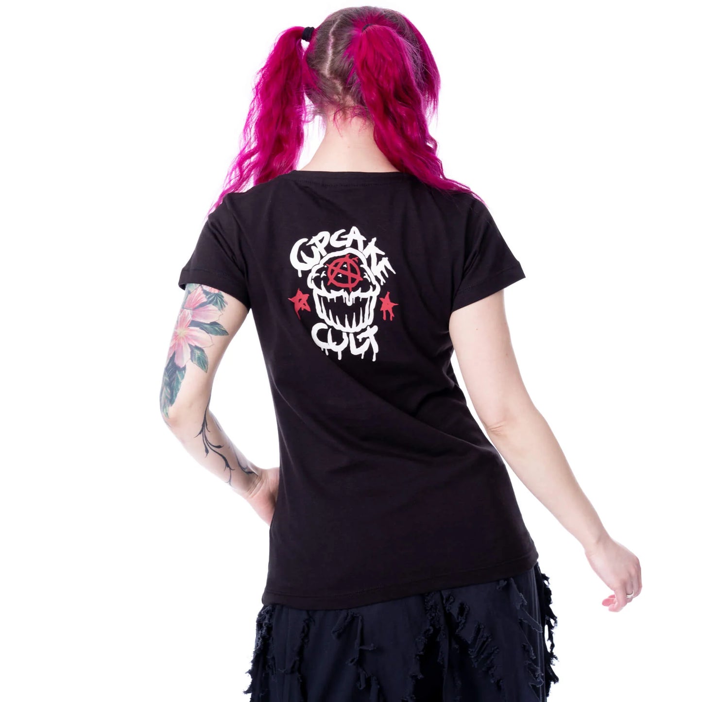 Schwarz-rotes Oberteil PSYCHO BAT T SHIRT mit niedlichem Print einer genähten Fledermaus von Cupcake Cult