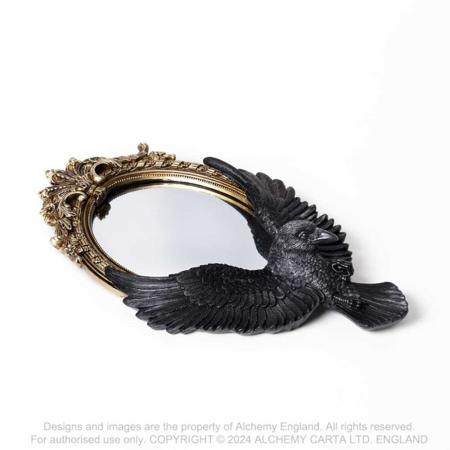 Wandspiegel Raven's Gaze Wall Mirror mit realistisch gestaltetem schwarzem Raben im Flug auf einem goldenen Barockrahmen von Alchemy England