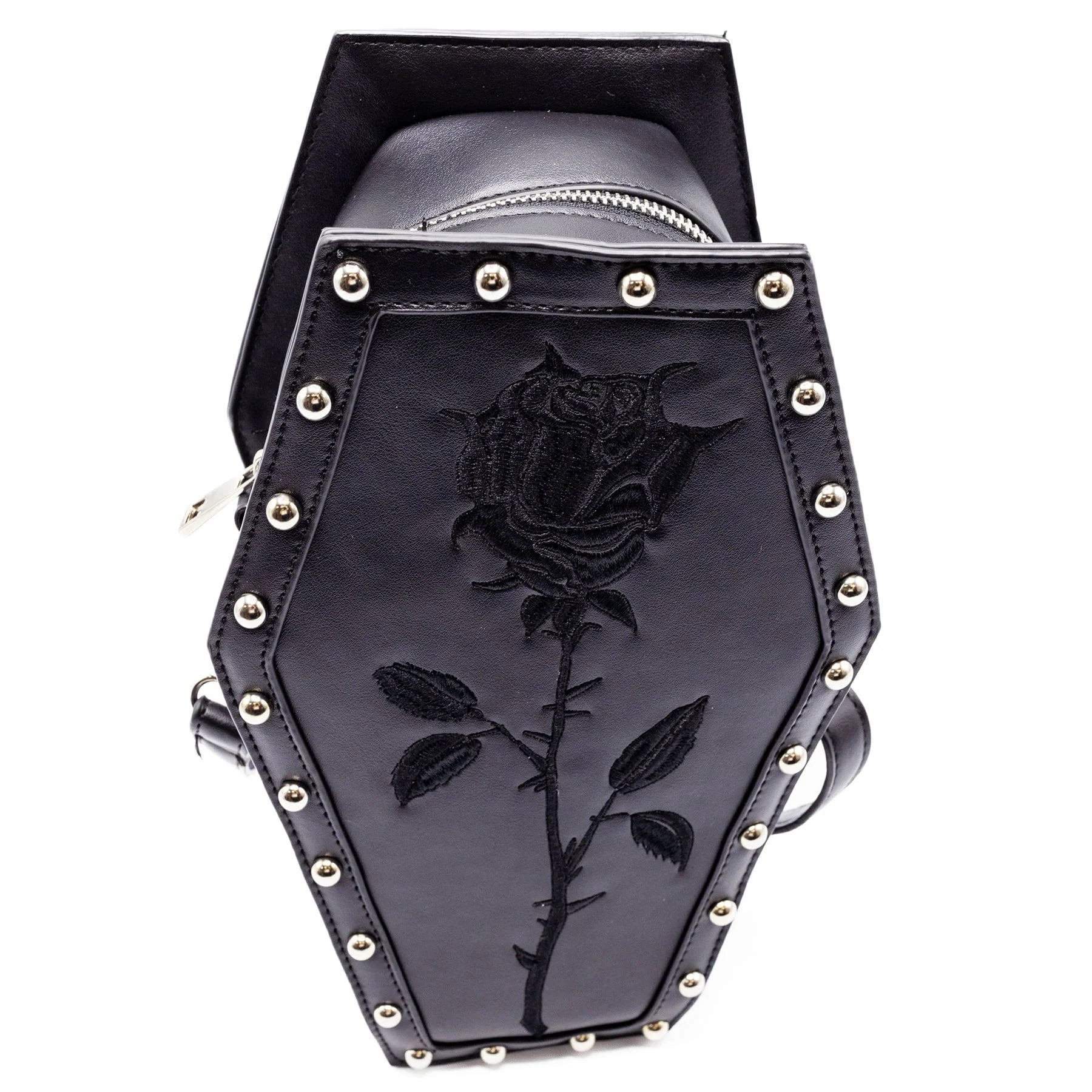 Schwarze, sargförmige Tasche ROSE COFFIN BAG mit Rosendetails und Ösen für Rucksackriemen von Heartless