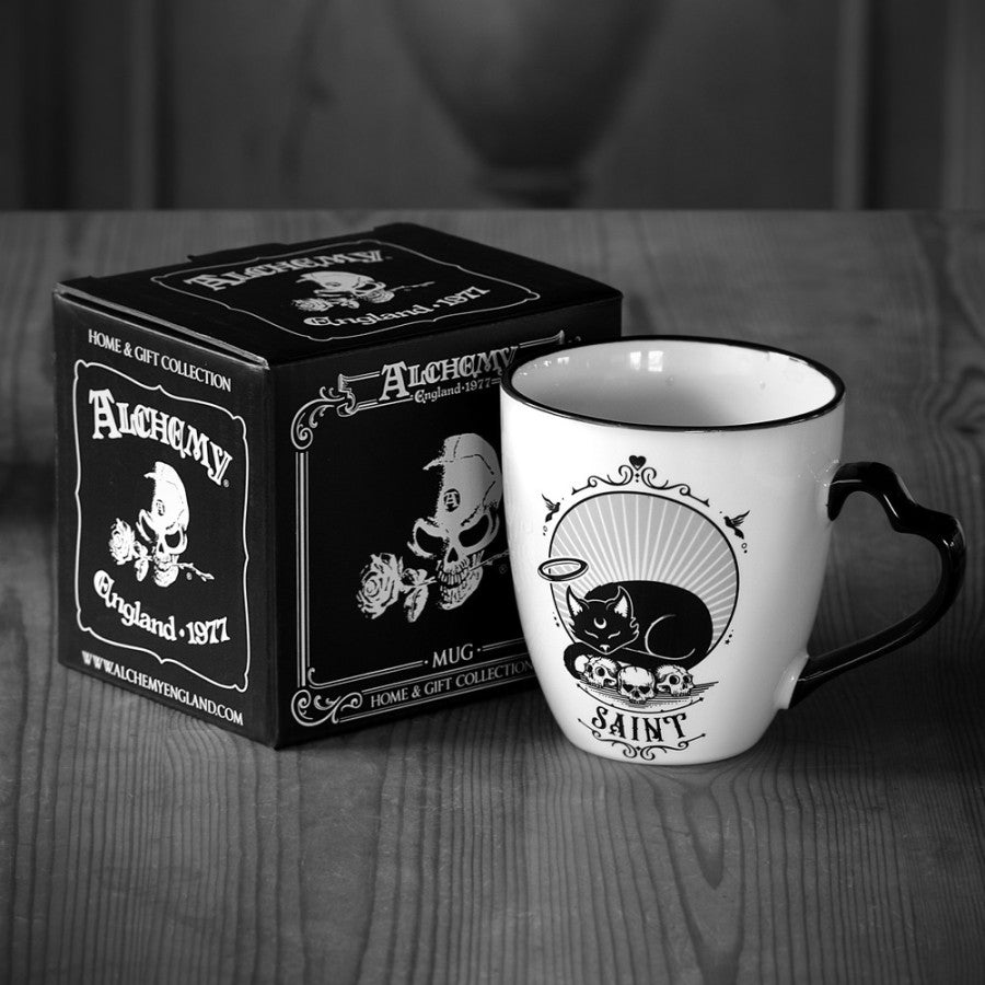 Weiße Tasse Saint/Sinner Cat Mug mit schwarzem Katzenprint und schwarzem Herzhenkel von Alchemy