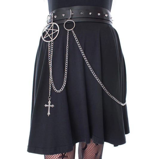 Schwarzer Gürtel SANCTUM BELT mit Ketten und Nieten von Heartless