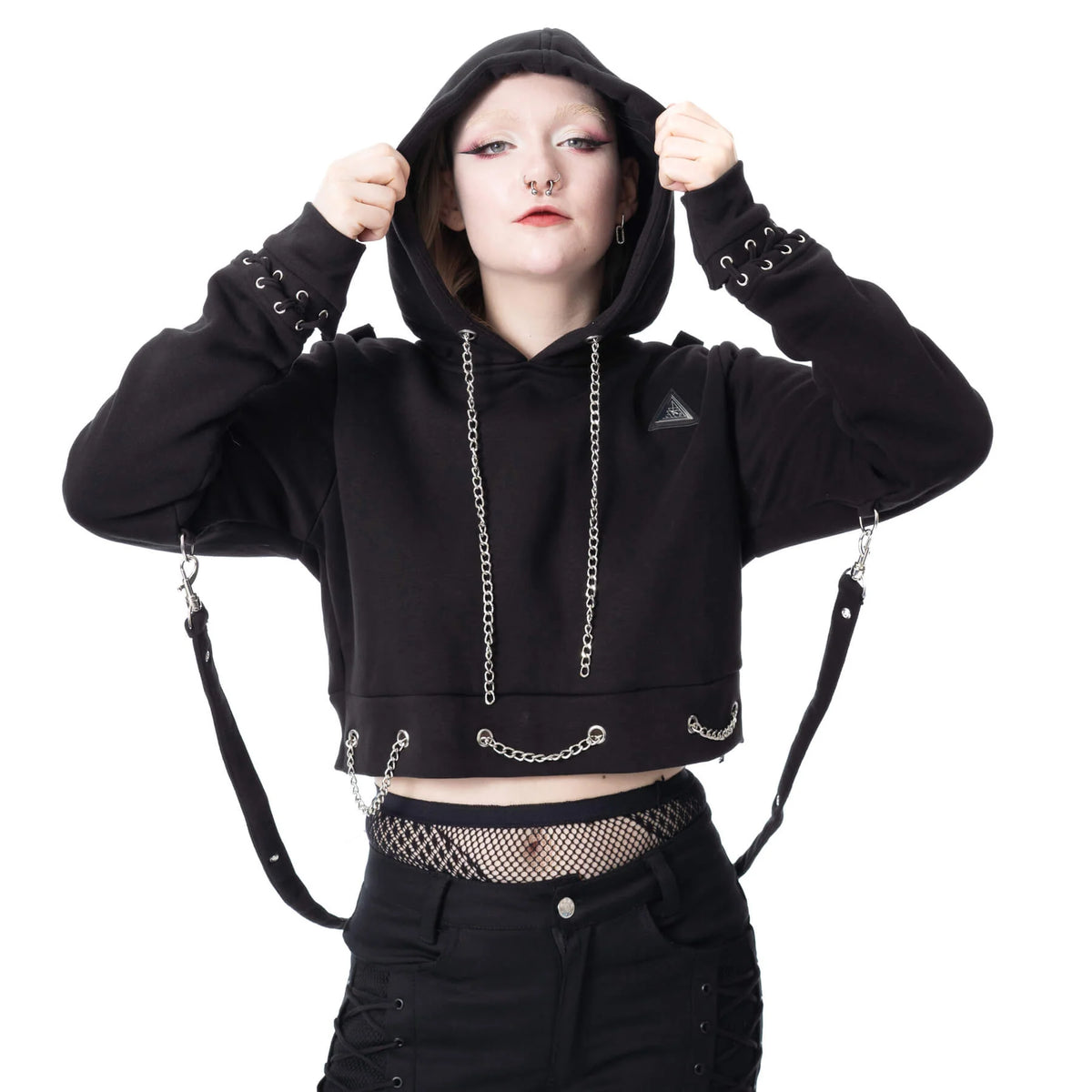 Schwarzer, bauchfreier Pullover SCORN CROPPED HOOD mit Riemen und Zierketten von Chemical Black