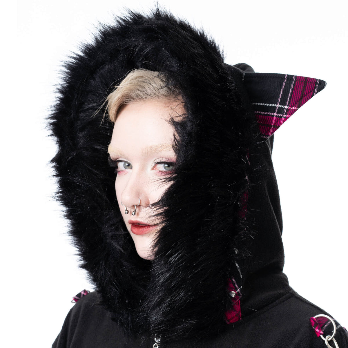 Eine weitere Variation der Cult-Bye-Bye-Kitty-Jacke mit Kitty-Ohren