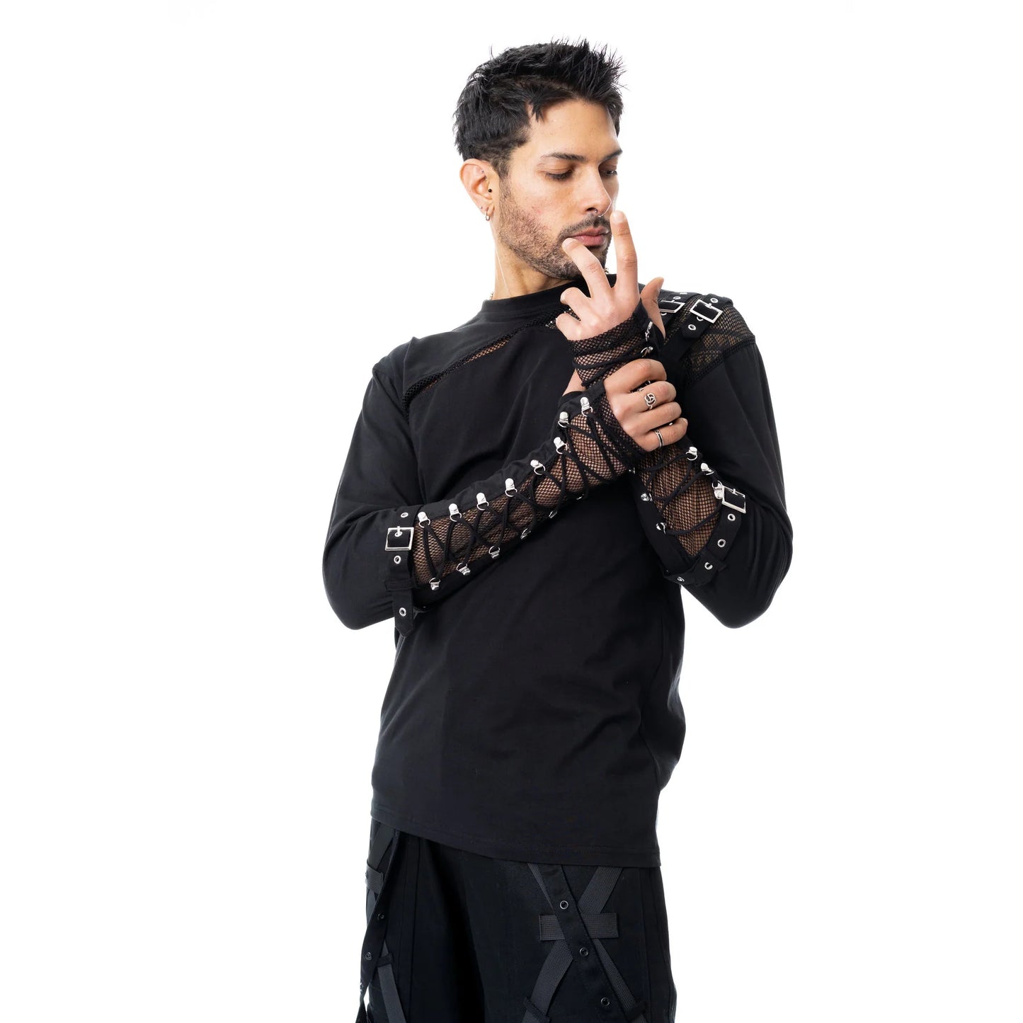 Schwarzes, langärmliges Shirt SILAS TOP mit Meshelementen und Zierschnürung von Chemical Black