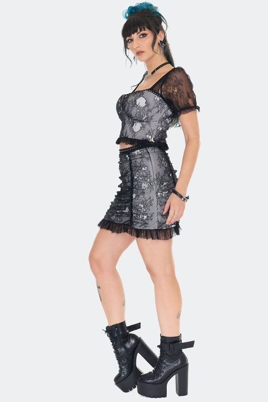 Grauer Rock Ruched Lace Skirt mit floraler Spitze von Jawbreaker