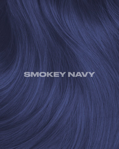 semi-permanente Haartönung Smokey Navy in dem Farbton Blau mit grauen, rauchigen Untertönen von Lunar Tides