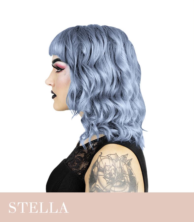 Farbbeispiel STELLA STEEL BLUE Haartönung Herman’s Amazing