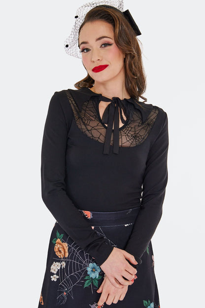 Schwarzes Oberteil Bat Collar Web Lace Top mit Spinnennetzmuster und Mesh am Ausschnitt von Voodoo Vixen