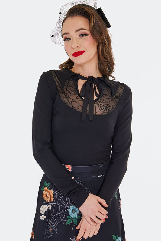 Schwarzes Oberteil Bat Collar Web Lace Top mit Spinnennetzmuster und Mesh am Ausschnitt von Voodoo Vixen